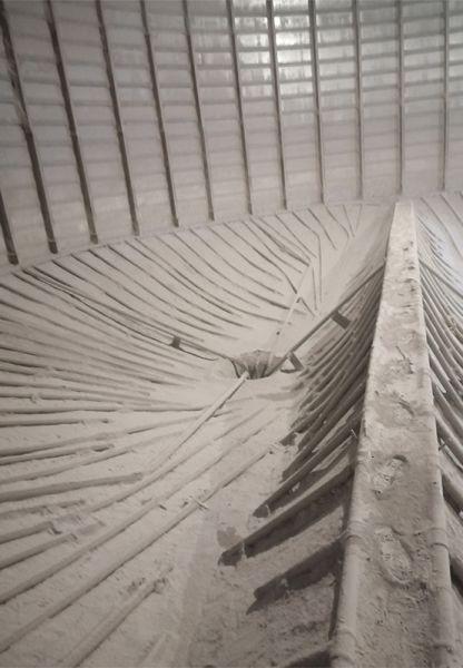 水泥庫(kù)清庫(kù)，清理鋼板倉(cāng)