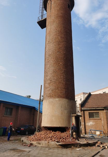 煙囪拆除，水塔拆除